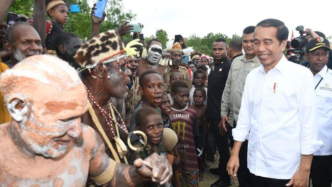 10-tahun-jokowi-papua-tak-lagi-cuma-penonton_f256bf1.jpg