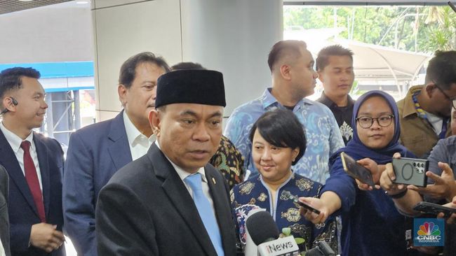 dilantik-jadi-menkop-budi-arie-target-rampungkan-revisi-uu-koperasi_ee7da09.jpg