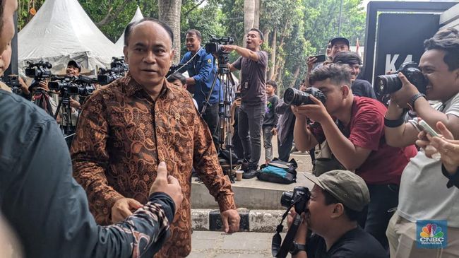 disebut-teten-calon-menteri-koperasi-budi-arie-jawab-begini_4f375e7.jpg