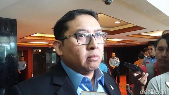 profil-fadli-zon-menteri-kebudayaan-di-kabinet-merah-putih_c9ba3c1.jpg