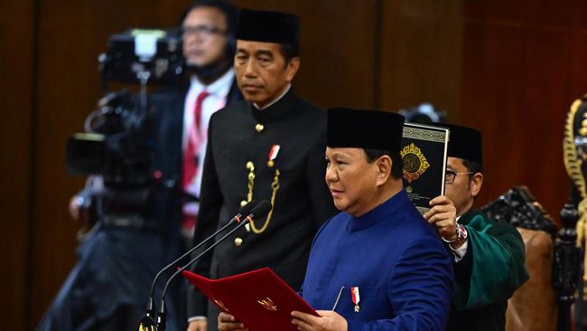 resmi-jadi-presiden-segini-gaji-tunjangan-prabowo-subianto_ba9290c.jpg