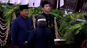 sah-dilantik-ini-foto-prabowo-gibran-resmi-serta-link-download_ae57fe7.jpg