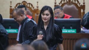 sandra-dewi-akui-transfer-rp10-m-ke-smelter-sebut-ada-utang-piutang_40ed8f1.jpg