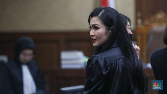 sandra-dewi-dicecar-hakim-punya-deposito-rp33-miliar-ini-jawabannya_539a7a7.jpg