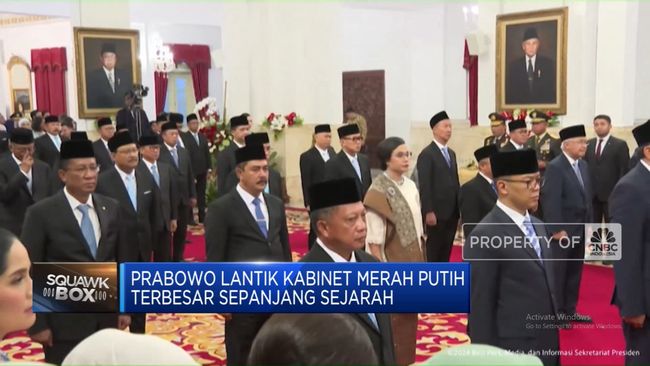 video-prabowo-lantik-kabinet-merah-putih-terbesar-sepanjang-sejarah_b082823.jpg