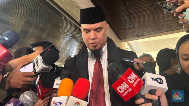 ahmad-dhani-puji-habis-prabowo-pidato-terbaik-yang-pernah-saya-dengar_6a19cf8.jpg