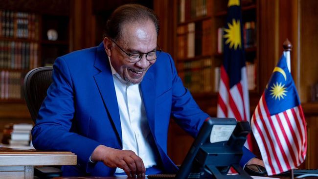 anwar-ibrahim-buka-suara-trump-menang-pemilu-as-beri-pesan-khusus-ini_2e6c635.jpg