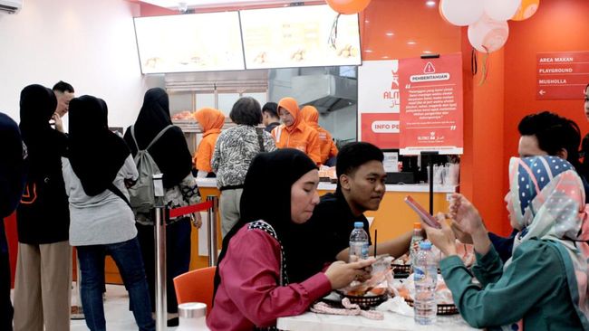 bisnis-makanan-cepat-saji-makin-gurih-terbaru-ada-ayam-saudi_150e12f.jpg