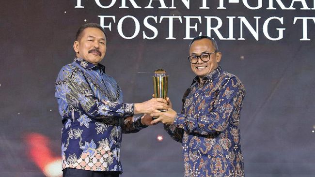 bni-didapuk-jadi-perusahaan-paling-transparan-di-gcg-awards_2af0344.jpg