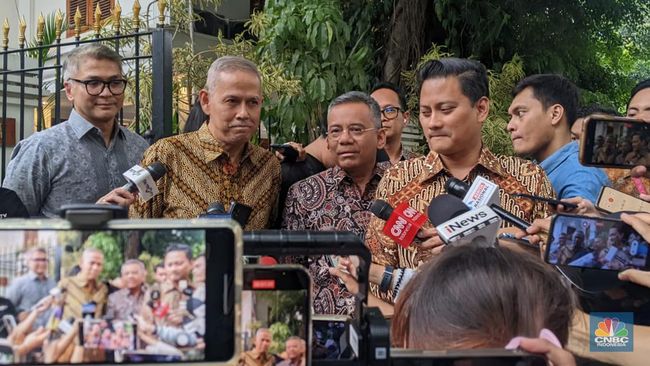 bos-bca-blak-blakan-soal-sosok-sri-mulyani-3-wamenkeu-prabowo_d5ea317.jpg