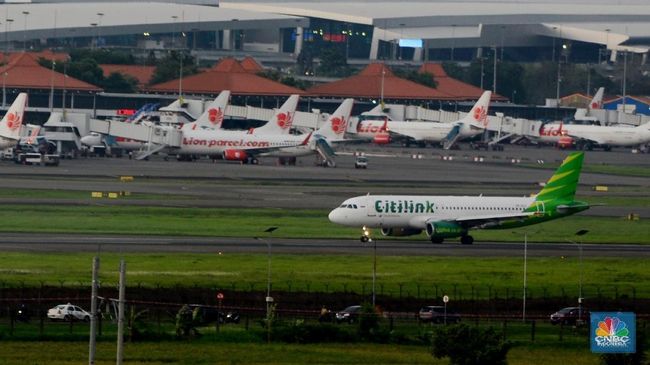 ini-alasan-haram-becanda-soal-bom-di-pesawat-bandara_833e2f0.jpg