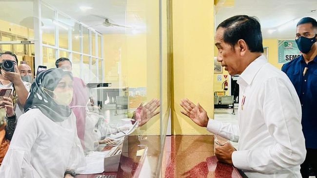 jokowi-kucurkan-rp759-3-t-lindungi-warga-miskin_11a8c27.jpg