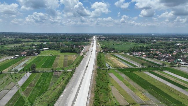 lewat-tol-ini-tanpa-putus-jakarta-prambanan-terasa-sejengkal_ba19a7e.jpg