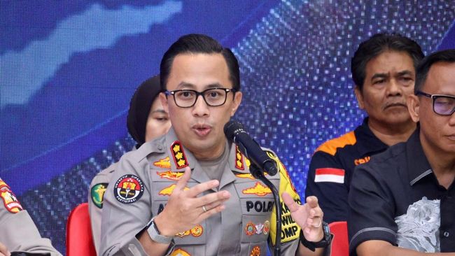 modus-oknum-pegawai-komdigi-beking-judi-online-dibongkar-polisi_b3bdbaa.jpg