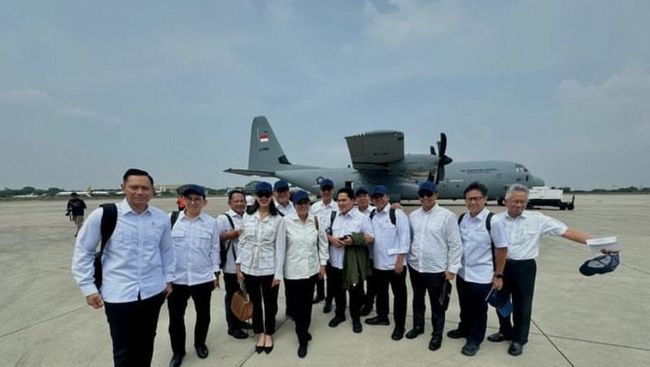 naik-super-hercules-menteri-kabinet-merah-putih-terbang-ke-magelang_5c3f38a.jpg