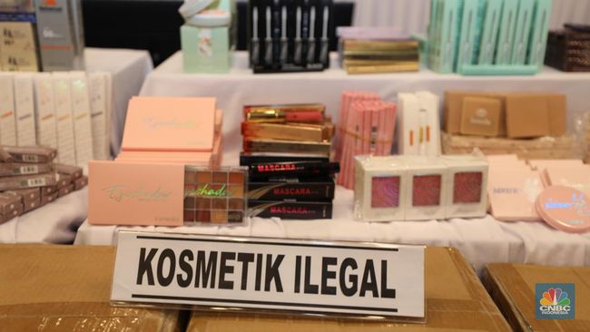 pengumuman-bpom-cabut-izin-edar-16-produk-kosmetik-ini-daftarnya_a795172.jpg