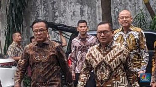 prabowo-bakal-tugaskan-dony-oskaria-jadi-wamen-bumn_5d98096.jpg