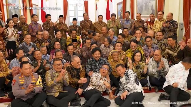 resmi-taspen-cairkan-uang-pensiun-menteri-menteri-jokowi_b58803c.jpg