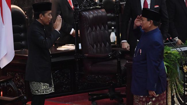 terima-kasih-jokowi-selamat-bertugas-prabowo-subianto_49acc2c.jpg