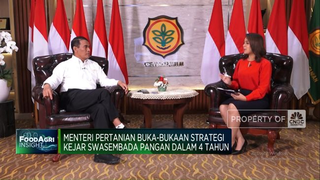 video-mentan-jamin-alokasi-pupuk-naik-100-cukup-tebus-pakai-ktp_77340f2.jpg