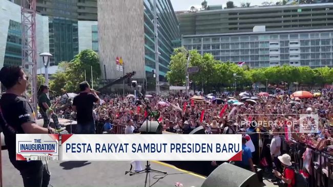 video-pesta-rakyat-sambut-presiden-baru_5252f55.jpg