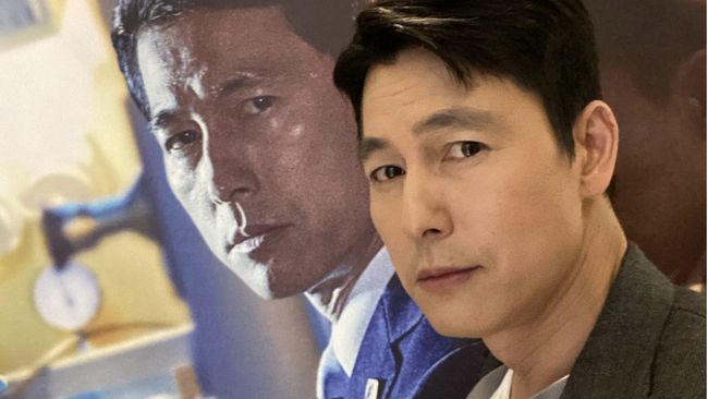 warga-korea-panas-gegara-jung-woo-sung-jadi-ungkap-fakta-mengejutkan_6ed8955.jpg