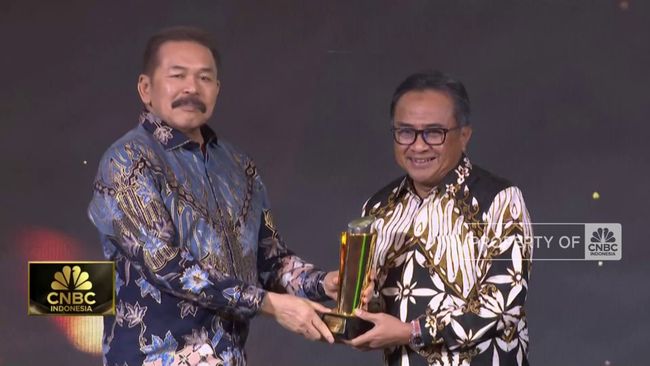 bank-mandiri-jadi-bank-dengan-tata-kelola-terbaik-di-gcg-awards-2024_f97d86a.jpg