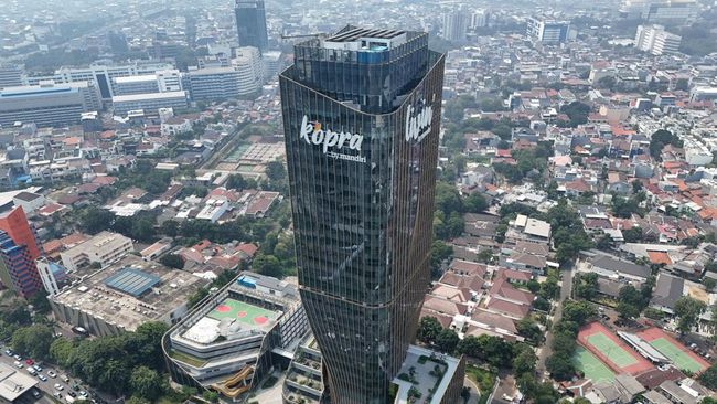 bank-mandiri-sabet-gelar-the-strongest-bank-in-indonesia-2024_5625e4d.jpg