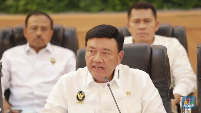 budi-gunawan-97-ribu-anggota-tni-polri-diduga-main-judi-online_1321aca.jpg