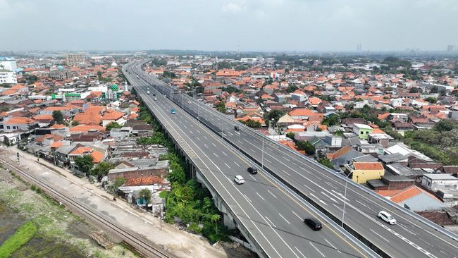 catat-mudik-nataru-ongkos-tol-jakarta-surabaya-nyaris-rp-900-ribu_d17b0ce.jpg