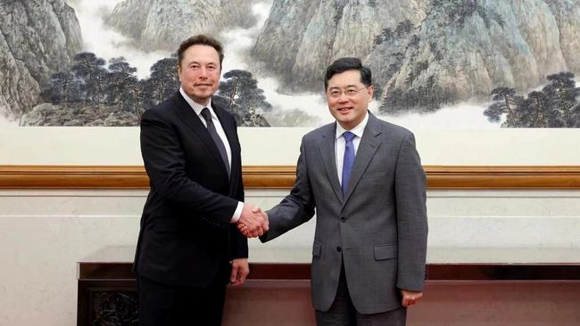 dpr-diacak-acak-elon-musk-as-disebut-sujud-ke-xi-jinping_94a860a.jpg