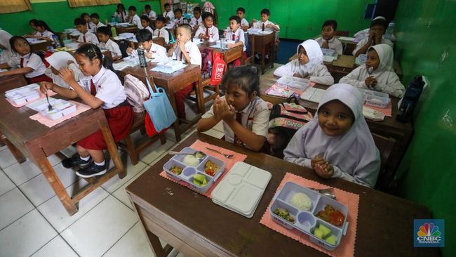 jadwal-masuk-sekolah-siswa-jakarta-dan-daerah-lain-usai-libur-nataru_3246e82.jpg