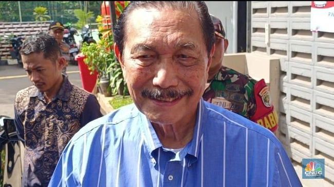 luhut-risau-nasib-manusia-10-tahun-lagi-ada-apa_8d2244e.jpg