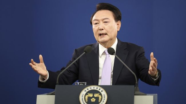 mk-korsel-mulai-tinjau-pemakzulan-presiden-yoon-suk-yeol-ini-tahapnya_b8c4578.jpg