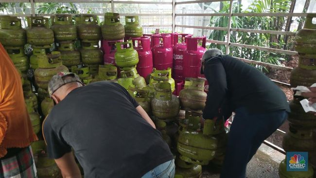 penyaluran-lpg-bersubsidi-sudah-lewati-kuota-esdm-buka-suara_3ee597c.jpg