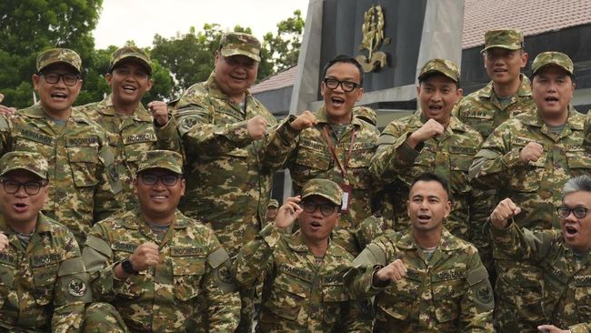 prabowo-mau-hemat-menteri-ramai-ramai-minta-tambah-anggaran_2e5a915.jpg