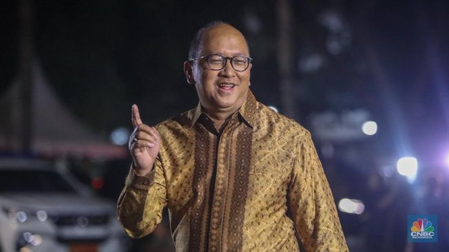 prabowo-naikkan-ump-6-5-di-2025-rosan-pede-investasi-nggak-terganggu_1537932.jpg