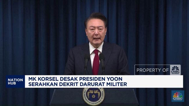 video-presiden-yoon-didesak-serahkan-dekrit-darurat-militer_3567a2c.jpg