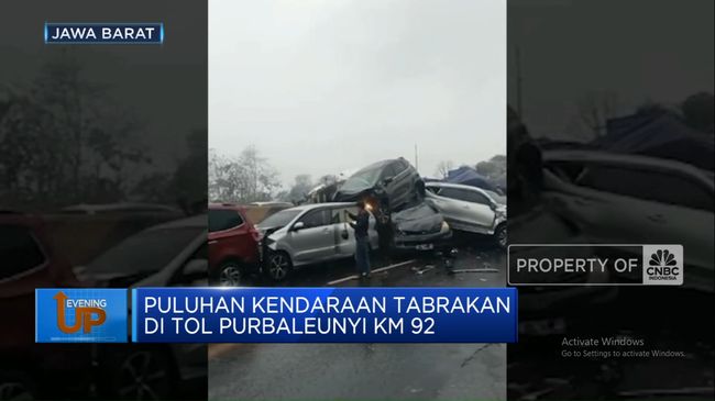 video-puluhan-kendaraan-tabrakan-beruntun-di-tol-purbaleunyi-km-92_7838cea.jpg