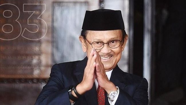 belajar-dari-habibie-sukses-buat-dolar-rp-16-800-jadi-rp-6-550_4f2b8cf.jpg