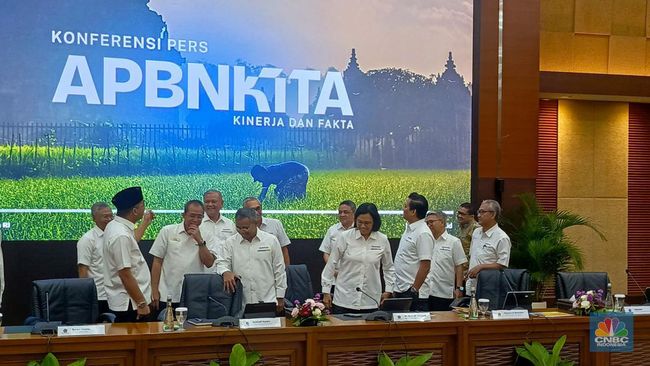 data-sri-mulyani-ungkap-situasi-perusahaan-di-ri-terkini-simak_d1456de.jpg