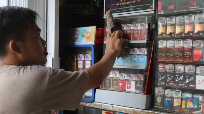 harga-rokok-naik-di-2025-cek-daftar-lengkapnya-di-sini_d4e1cc4.jpg