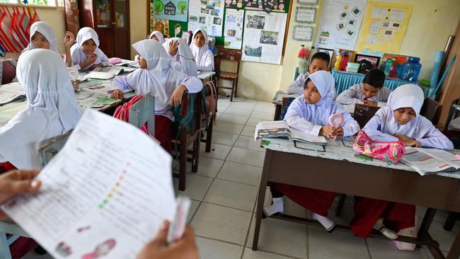 jadwal-lengkap-libur-puasa-ramadan-untuk-siswa-sekolah_4098391.jpg