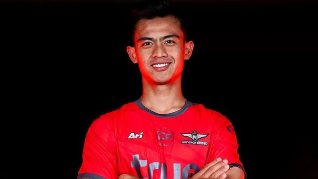 kejutan-pratama-arhan-resmi-gabung-bangkok-united_e3db8c8.jpg