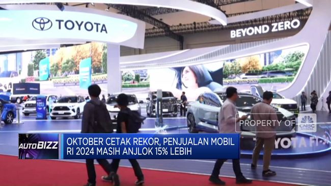 oktober-cetak-rekor-penjualan-mobil-ri-masih-anjlok-15-lebih_813fbd9.jpg