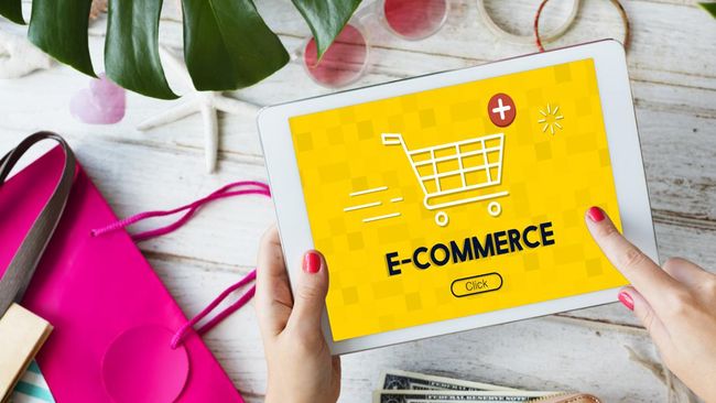 pedagang-online-tiba-tiba-digerebek-gegara-jualan-di-ecommerce_b23062c.jpg