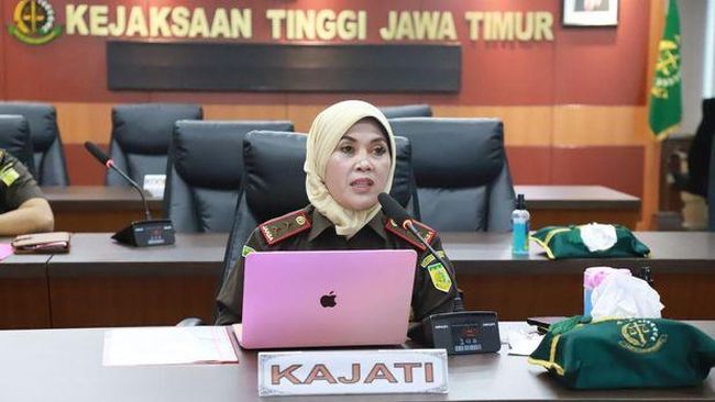 penjelasan-lengkap-kajati-jatim-terkait-viral-insiden-kajari-kediri_abf83fe.jpg