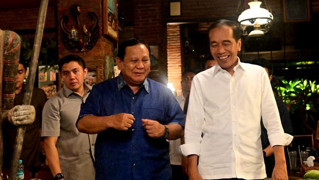 prabowo-temui-jokowi-di-solo-istana-kan-memang-bestie_512950c.jpg