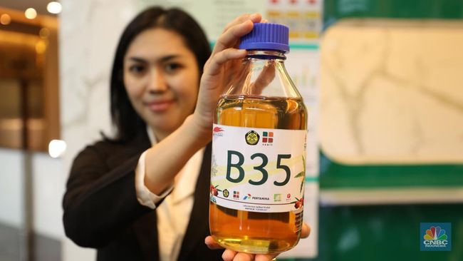 terapkan-biodiesel-b35-ri-hemat-dolar-rp-123-triliun-di-2024_4d78ea2.jpg