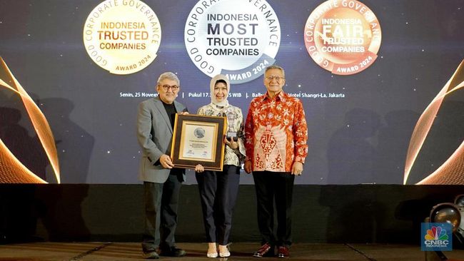 top-bsi-kembali-raih-predikat-indonesia-most-trusted-companies_6713620.jpg